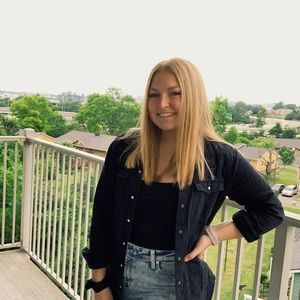 Meet your Posher, Jenna